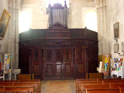 eglise_interieur.jpg